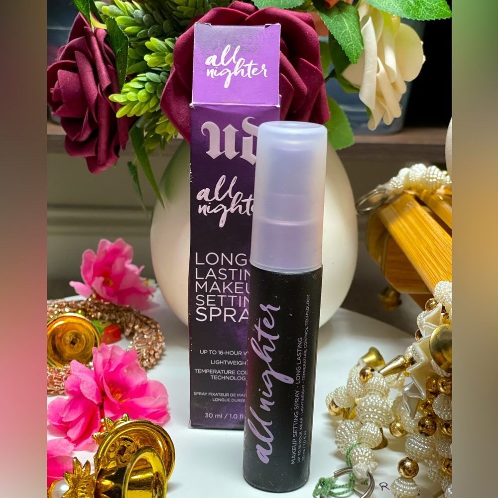 💆🏻‍♀️Urban Decay all nighter long lasting makeup setting spray 1.0 fl oz BNWT
